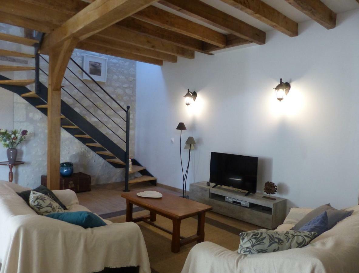 La Maison De Joelle Chateauvieux  ภายนอก รูปภาพ